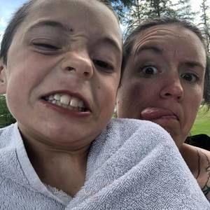 Meet your Posher, Crystal